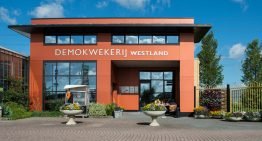 Van der Valk Horti Systems partner van Demokwekerij