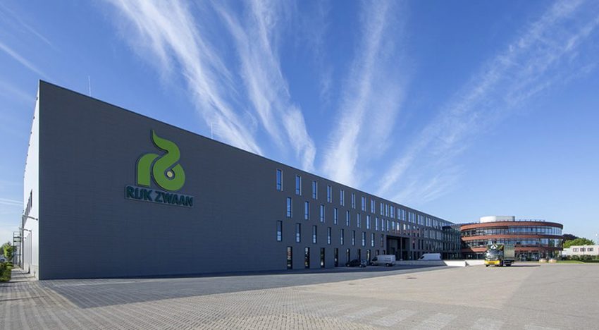 Rijk Zwaan gaat fors uitbreiden