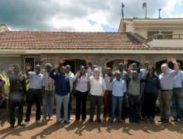 Overname Real IPM Kenya door Biobest op handen