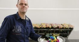 ‘Regenboogroos is in het buitenland niet aan te slepen’