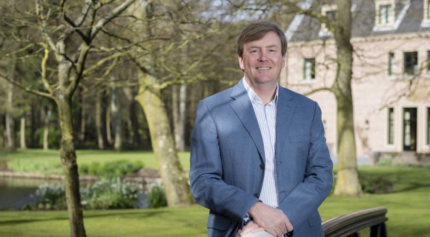 Koning opent Experience Centre bij 50-jarig jubileum Koppert Biological Systems Koning opent Experience Centre bij 50-jarig jubileum Koppert Biological Systems