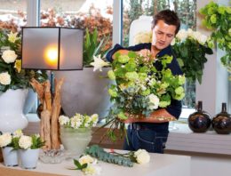 Verband tussen bloemgeur en slechte houdbaarheid op zijn minst dubieus