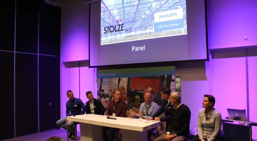 Stolze informeert telers over LED-belichting tijdens LED inspiratiemiddag Stolze informeert telers over LED-belichting tijdens LED inspiratiemiddag