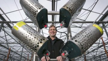 ‘Helft minder verbruik aan gewasbescherming door elektrostatisch spuitsysteem’